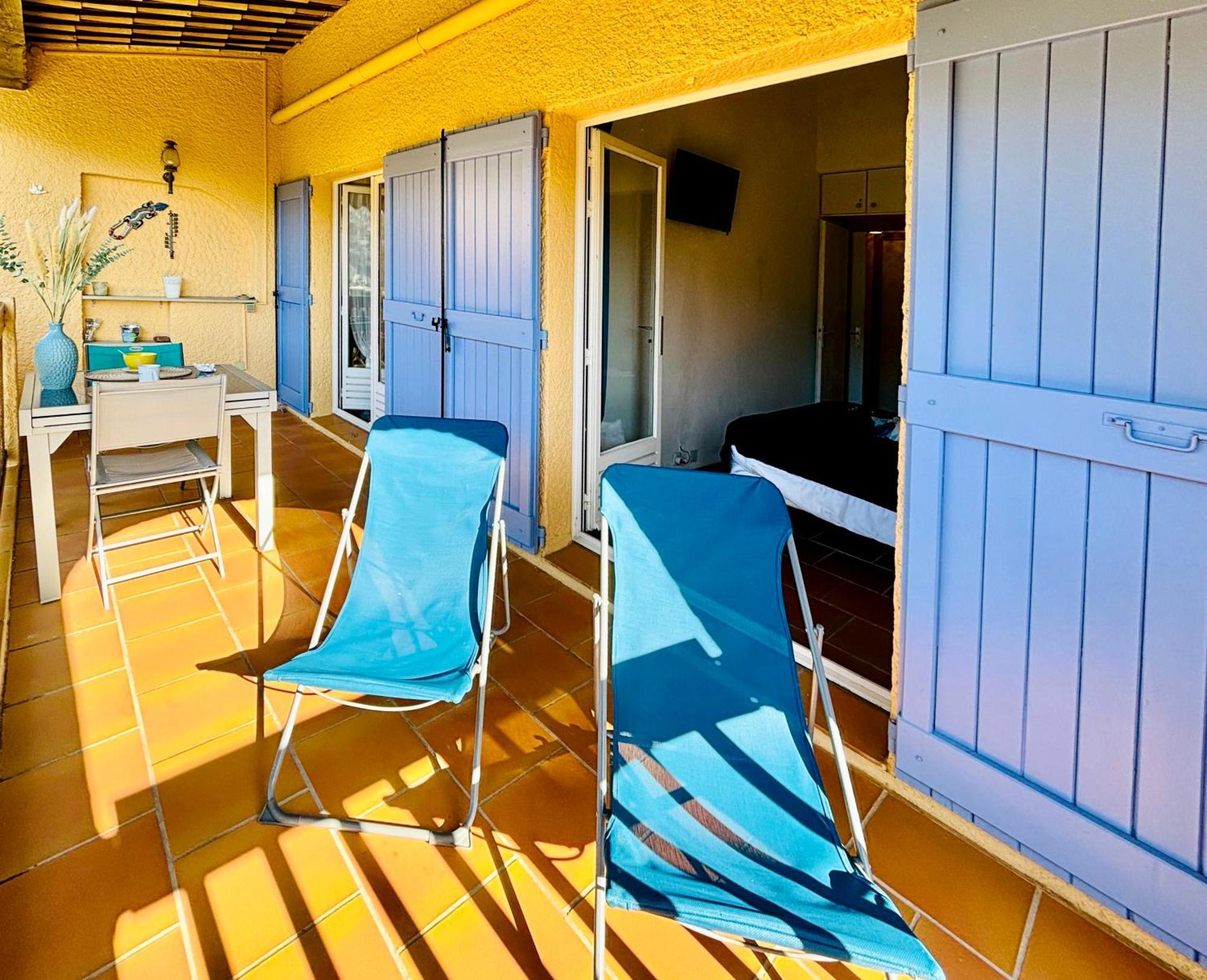 Charmant deux pièces avec une vue imprenable sur la crique Nôtre-Dame Théoule-sur-Mer Extérieur photo